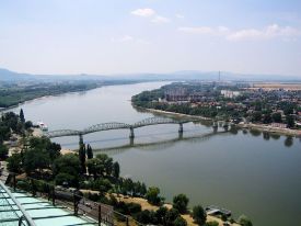 The Maria Valeria Bridge, connecting Hungary to Slovakia (photographer, Alan Ford)